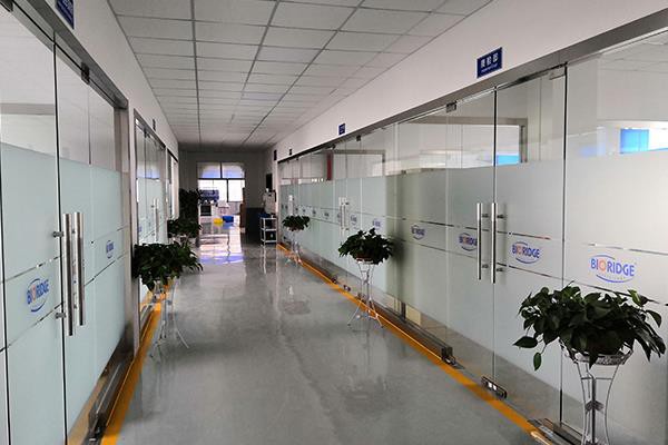 centrifuge manufacturer